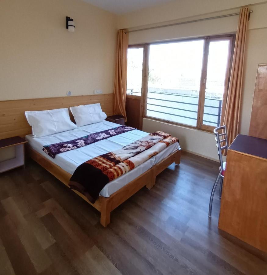 Gonbo Guest House Лех Екстер'єр фото